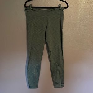 Under Armour leggings, heather, gray size large women’s